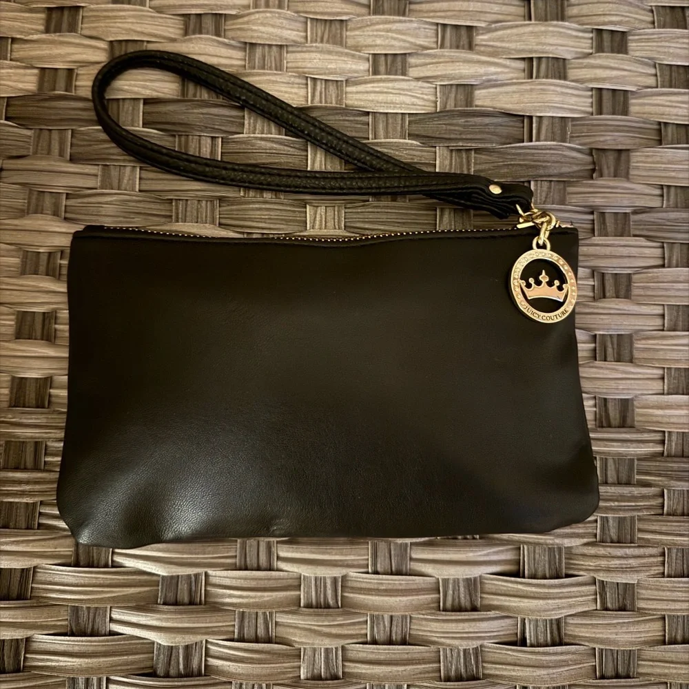 🖤 Juicy Couture Black Wristlet Wallet - Picture 4 of 13